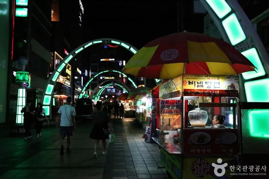 A03448_부산_중구_용두산 자갈치 관광특구 (27)