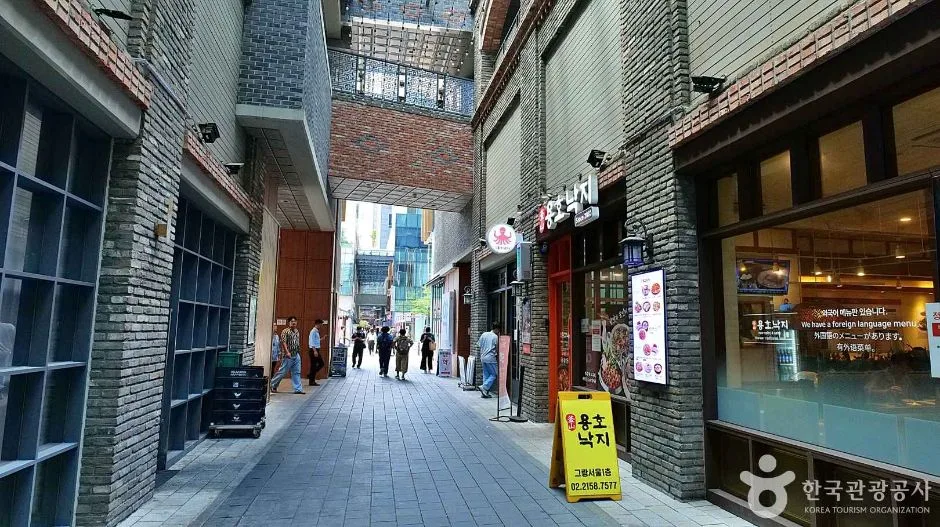 서울 종로 낙지볶음 골목 (3)_e