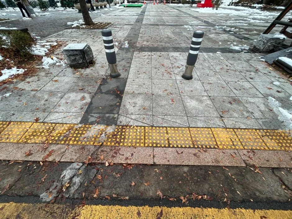 인천애뜰_장애인 화장실 내부