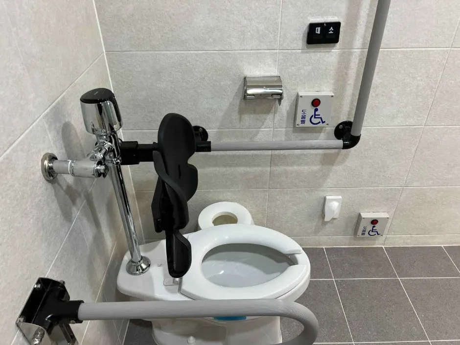 숭문대_장애인화장실4