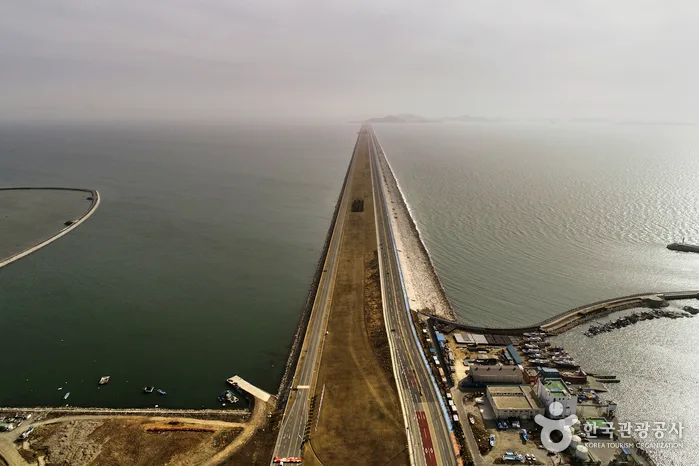 변산반도해안도로, 파란 바다, 세월의 파도, 꿈틀대는 자연에 취하다!
