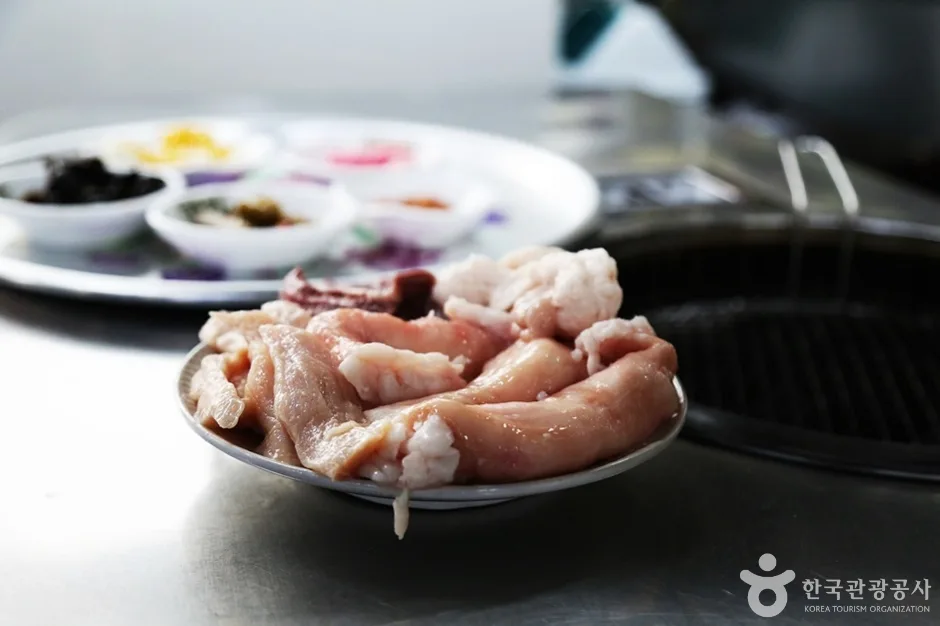 A03453_부산_중구_부산 자갈치 양곱창 골목 (11)