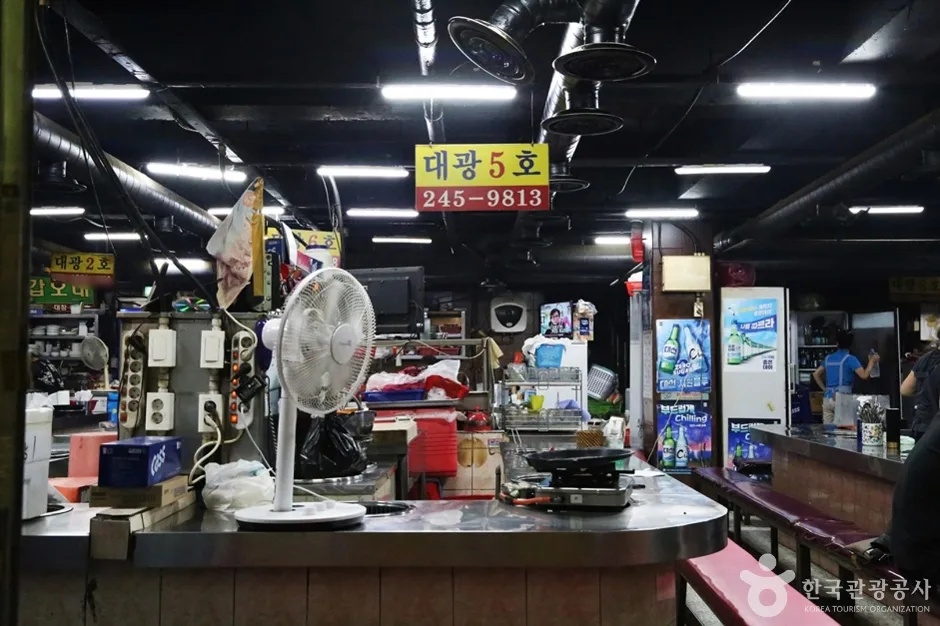 A03453_부산_중구_부산 자갈치 양곱창 골목 (10)